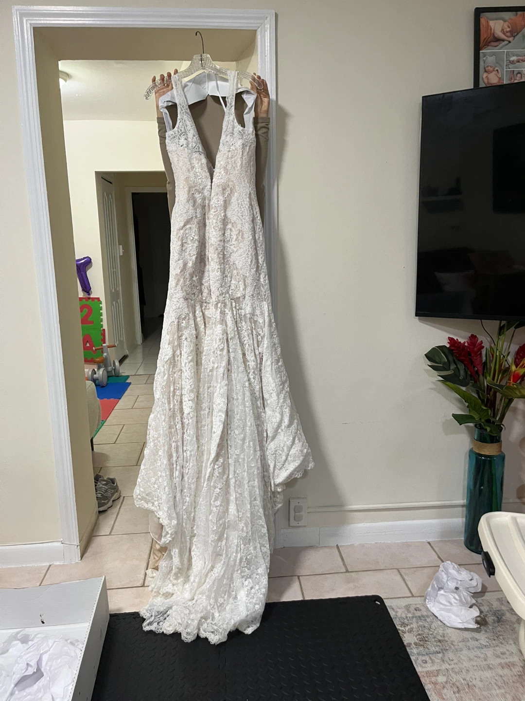 Oleg Cassini Lace Wedding Dress - photo 2