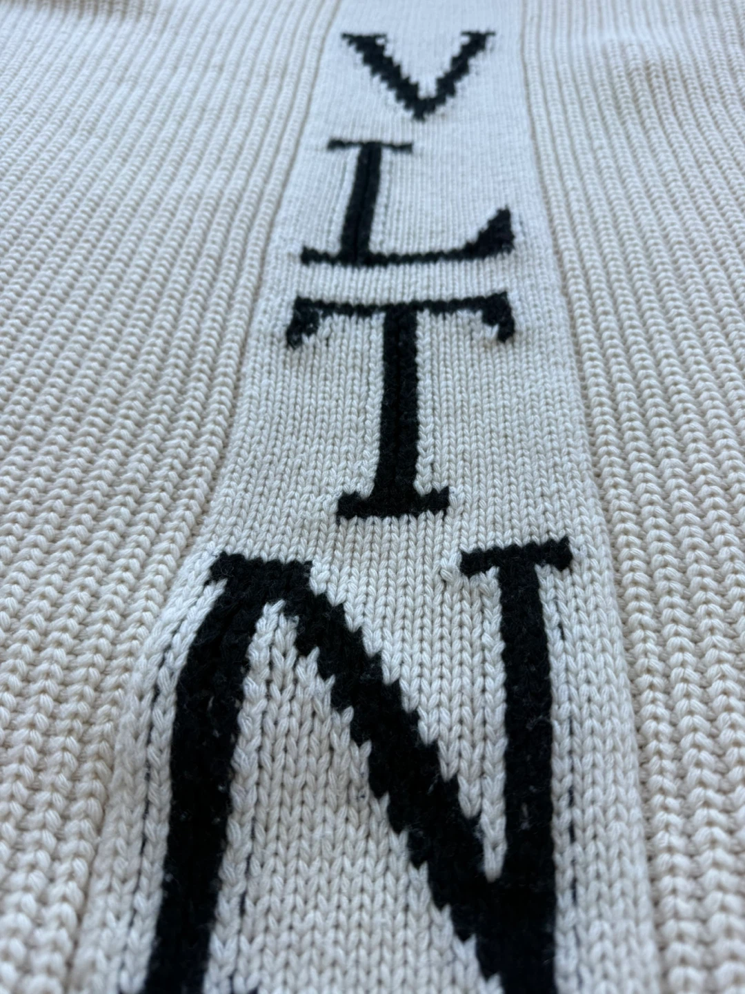 Authentic Valentino VLTN Wool Cardigan Vest - photo 2