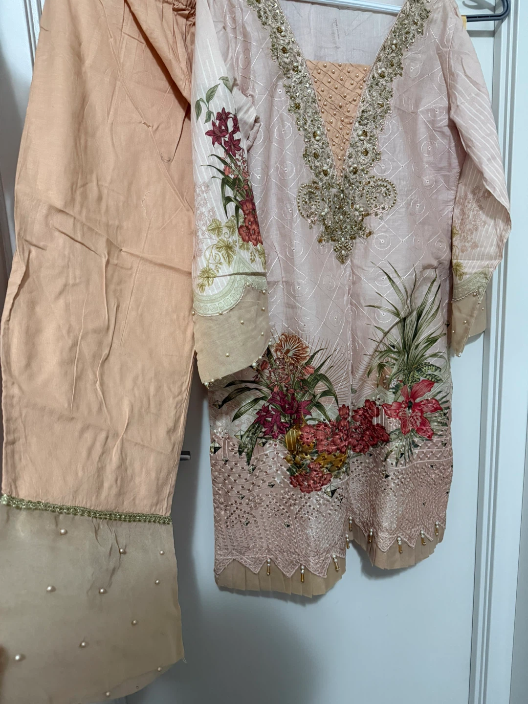 3-Piece Peach Floral Embroidered Outfit - photo 2