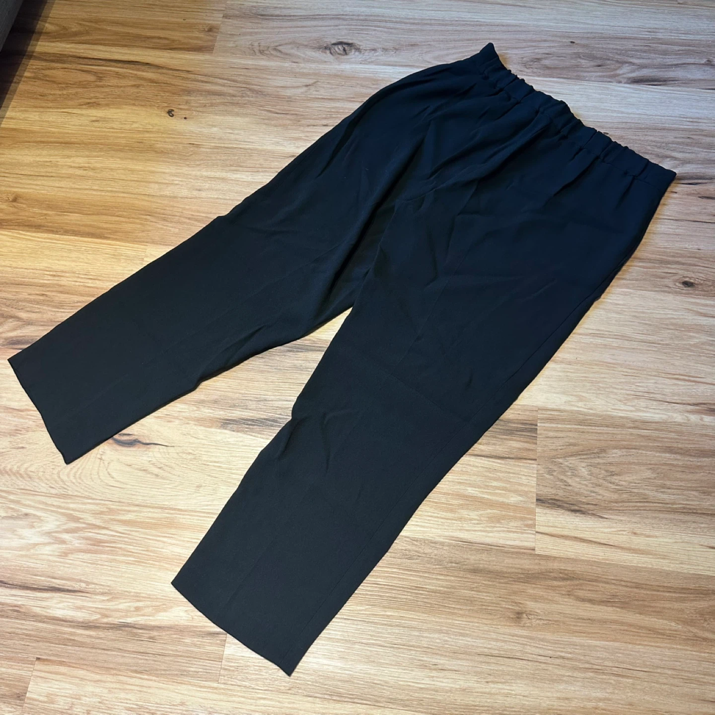Babaton Black Cropped Pants Size 6 - photo 5