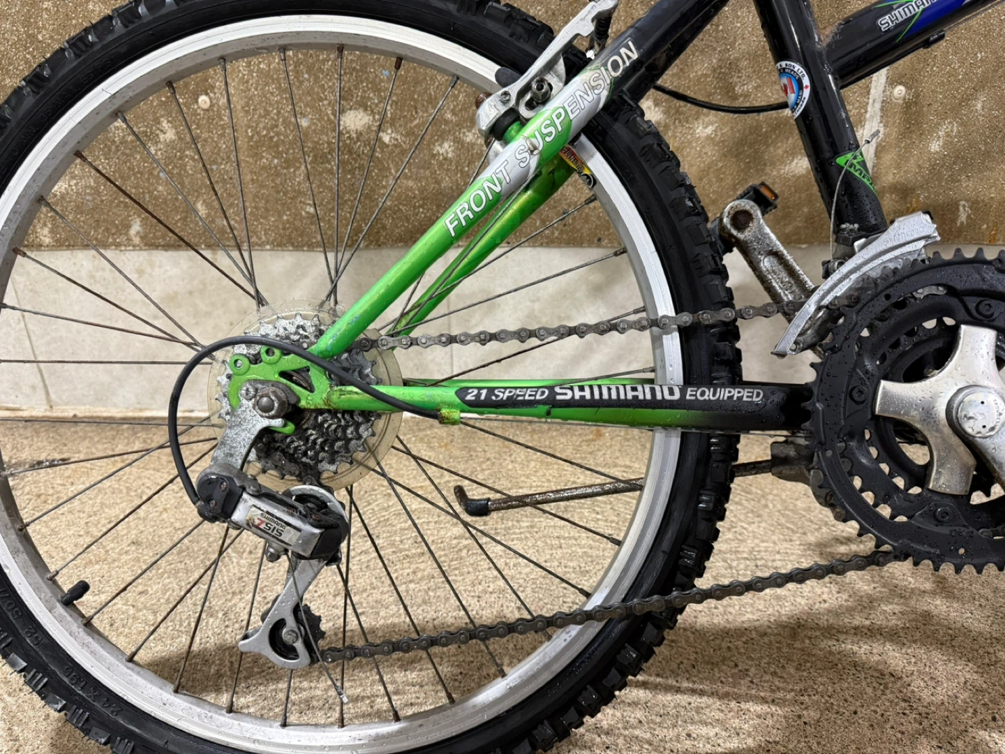 Akashi Explosion 21-Speed Mountain Bike - photo 2