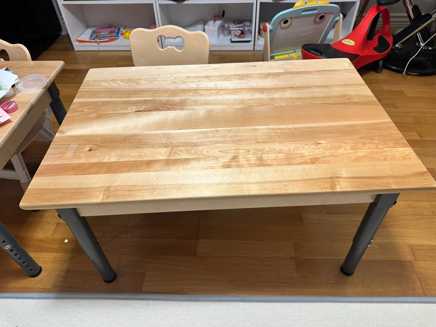 High quality Wooden Kids Table