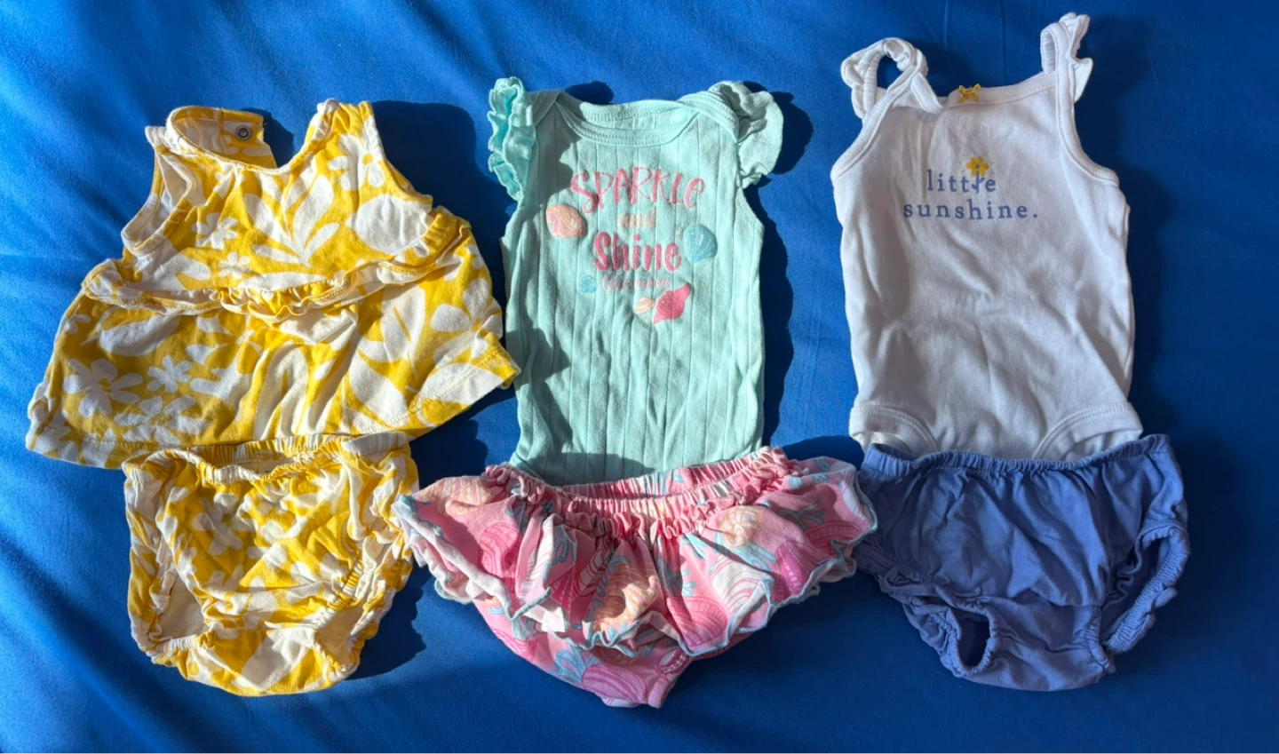 3 Baby Girl Outfits 0-3M 🌱