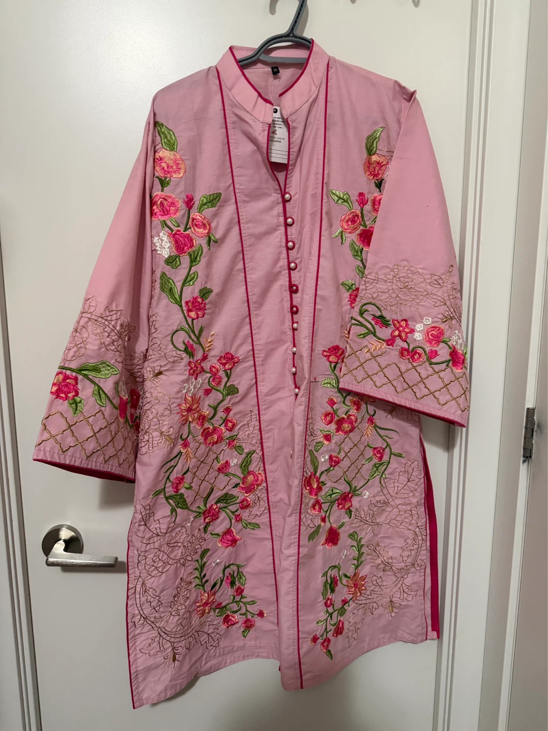 Pink Embroidered Kurti - photo 2