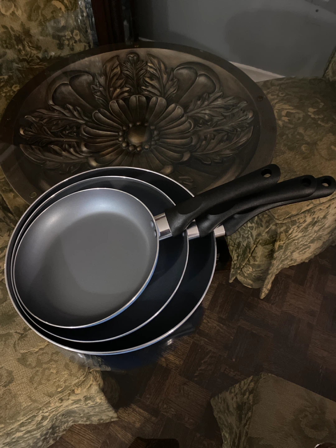 3 Frying pans