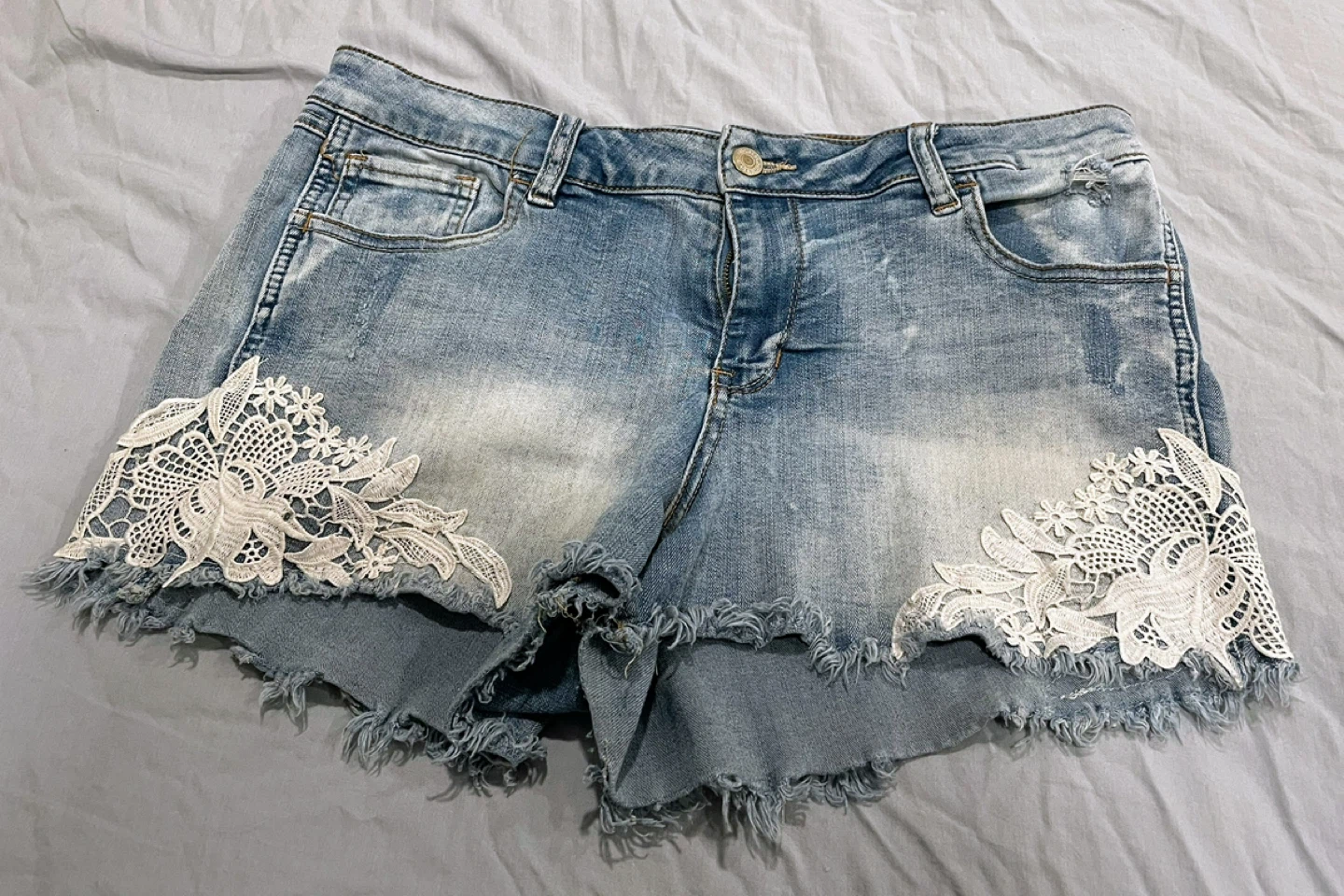 Women's Clothing Bundle - Shorts, Bikini, Sweatpants, Sandals - photo 5