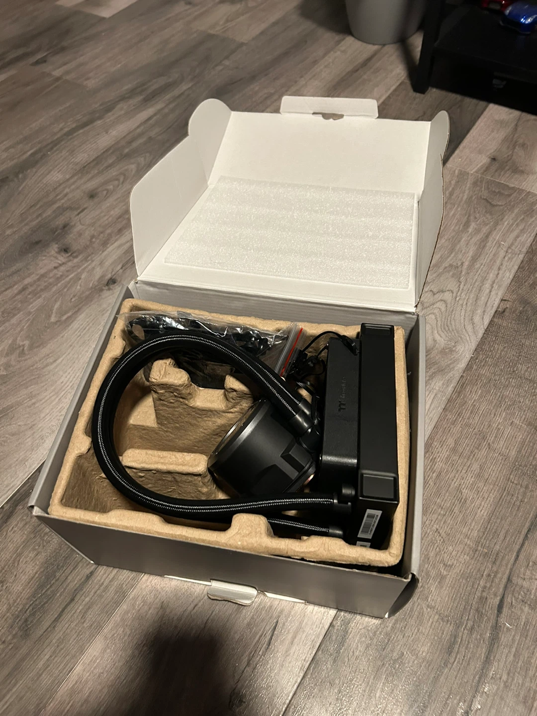 Thermaltake TH120 V2 ARGB Sync AIO Liquid CPU Cooler - photo 2