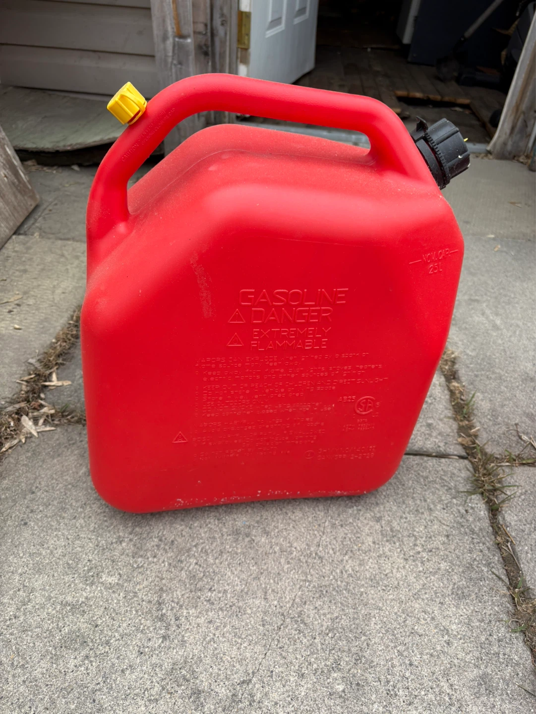 Scepter 25L Red Self-Venting Gasoline Can - photo 2