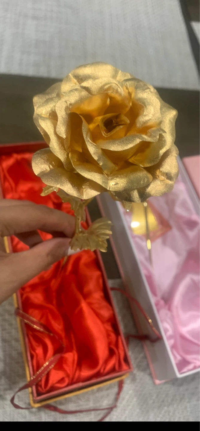 Gold Rose in Gift Box - photo 2