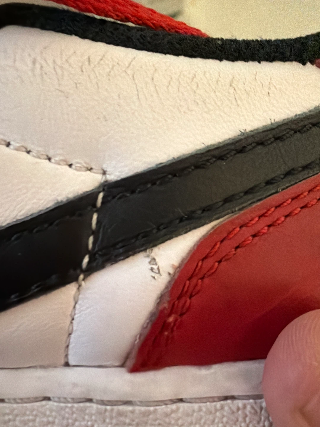 Nike Air Jordan 1 Retro Low OG "Black Toe" - photo 5