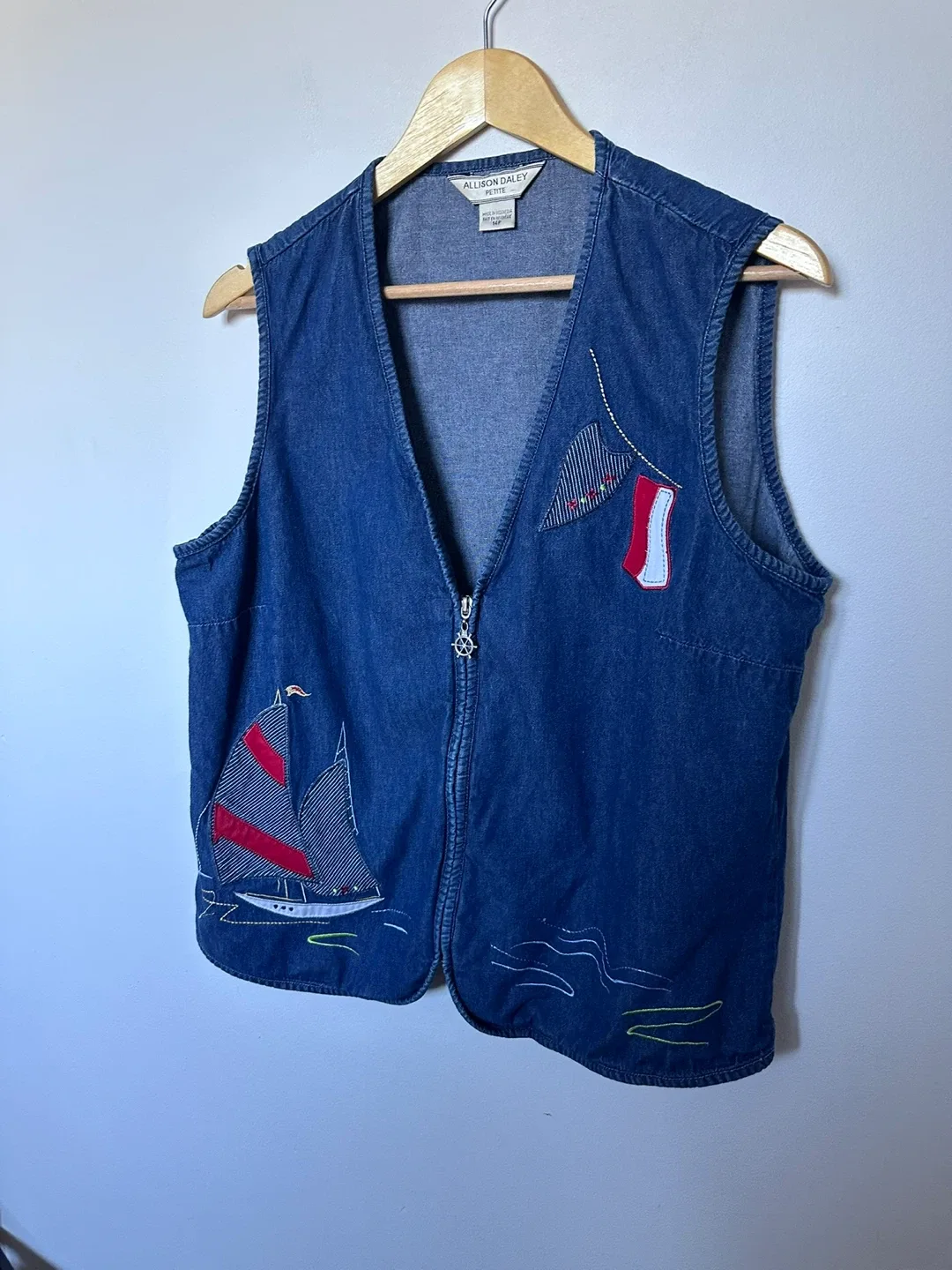 Vintage Allison Daley Petite Denim Vest Nautical Sailboat - photo 3
