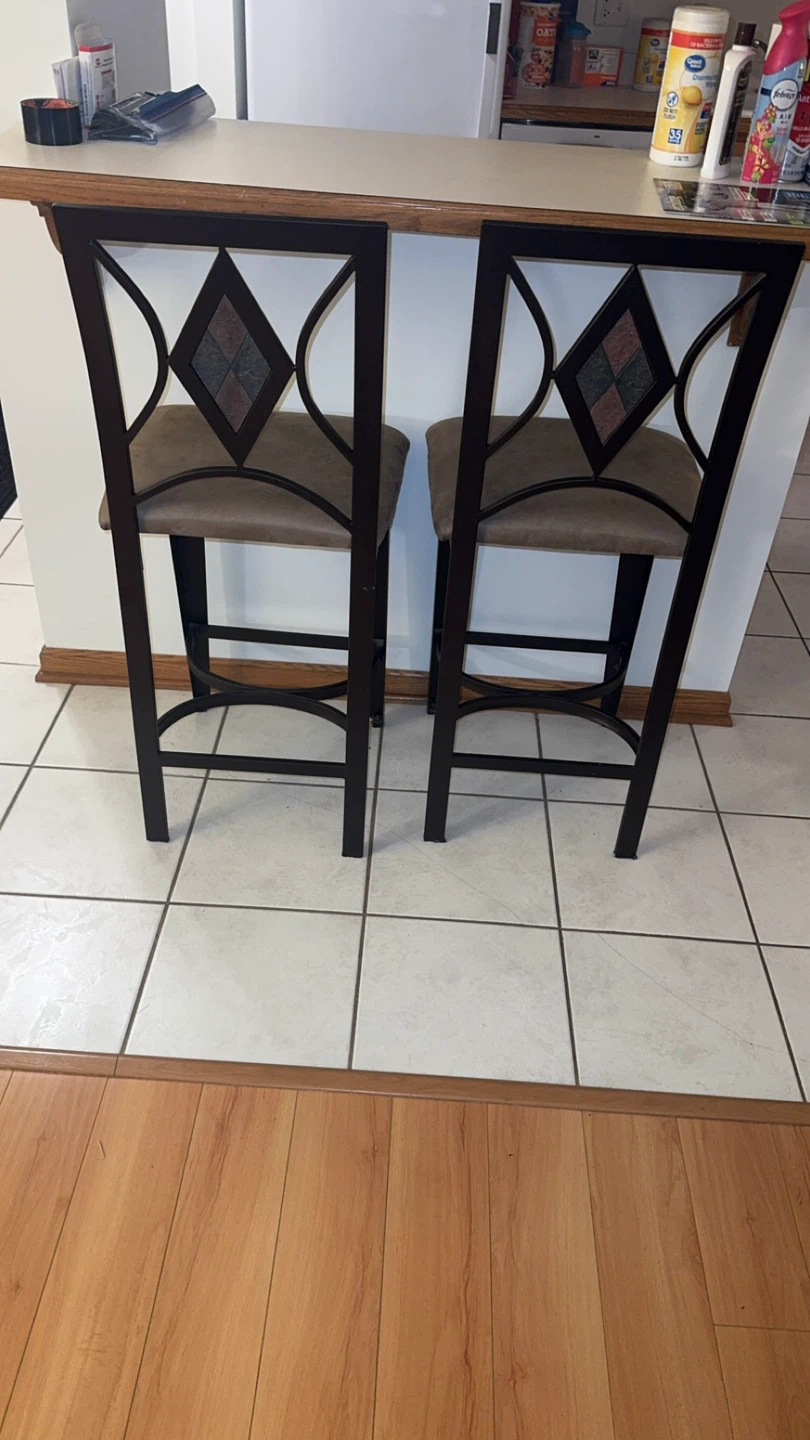 Set of 2 Bar Stools with Decorative Backs