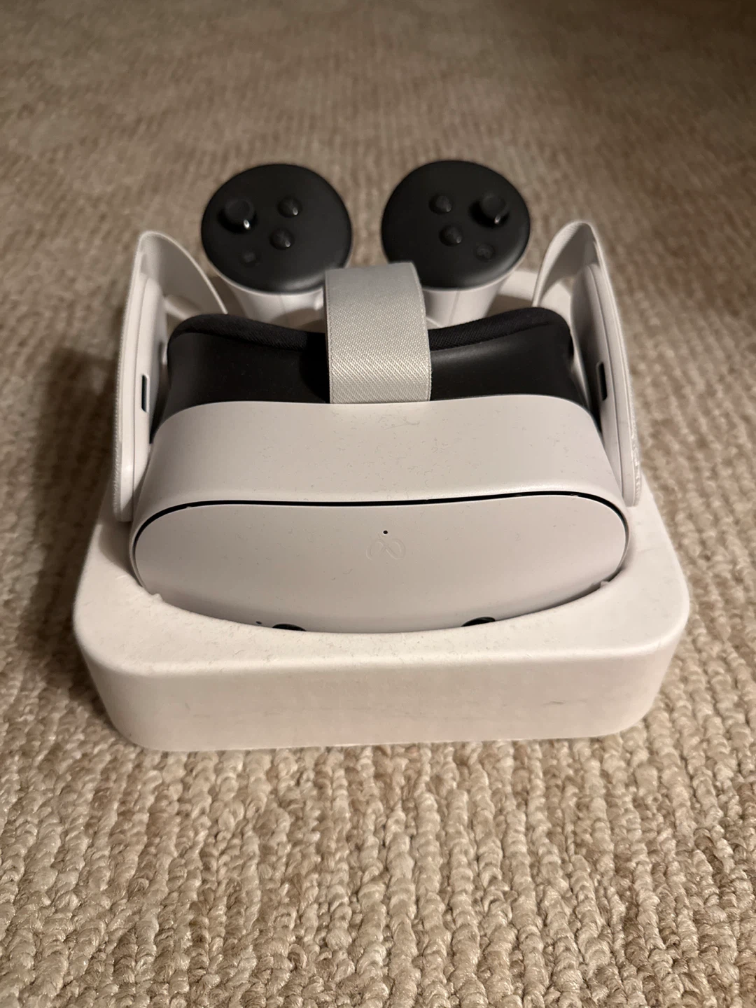 Meta Quest 3s VR Headset with Controllers