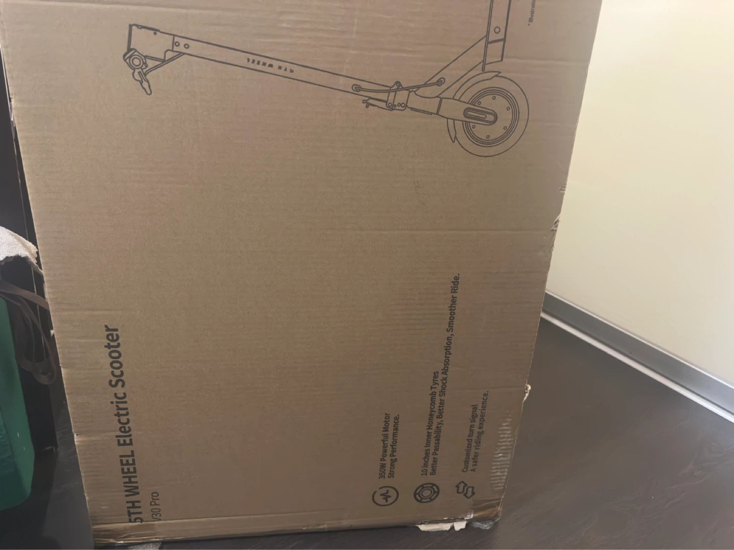 UNOPENED 5TH WHEEL V30 PRO Electric Scooter - photo 3