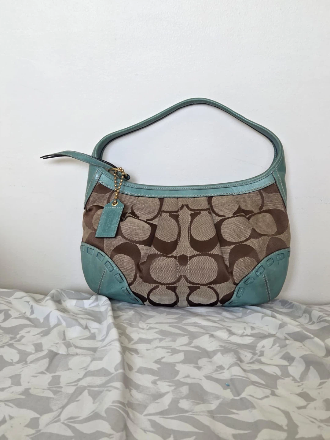 Coach Signature Hobo Bag - photo 2