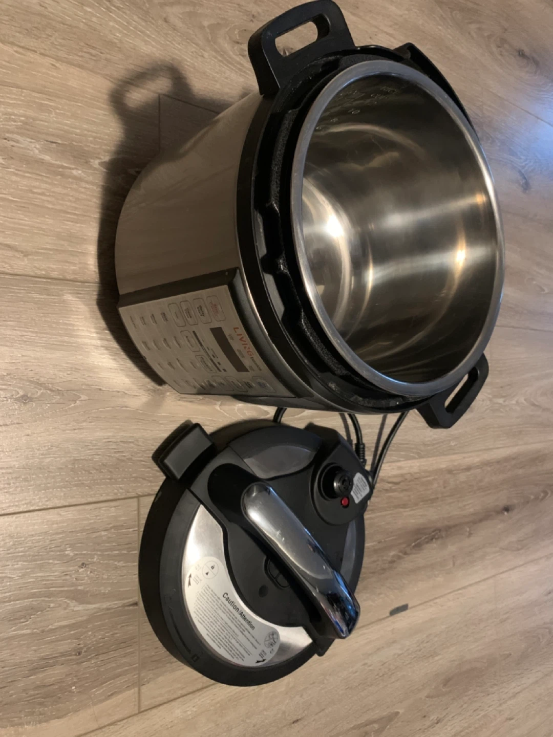 LIVING basics Multi-Function Pressure Cooker