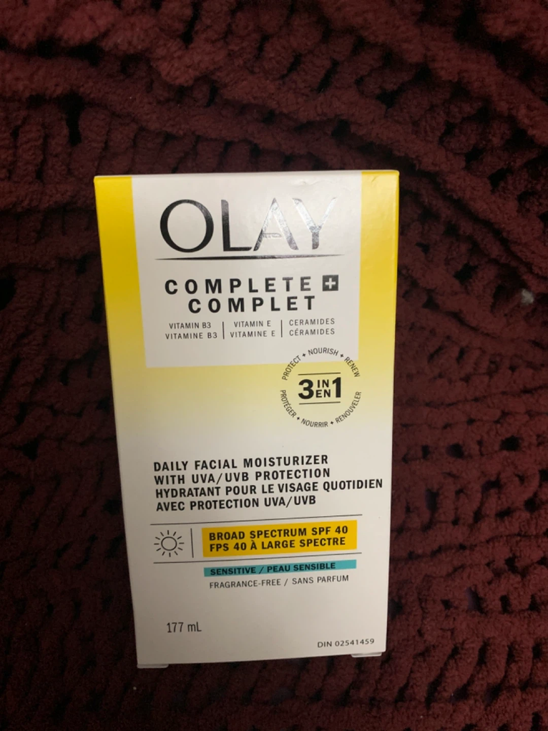Olay Complete Daily Facial Moisturizer SPF 40