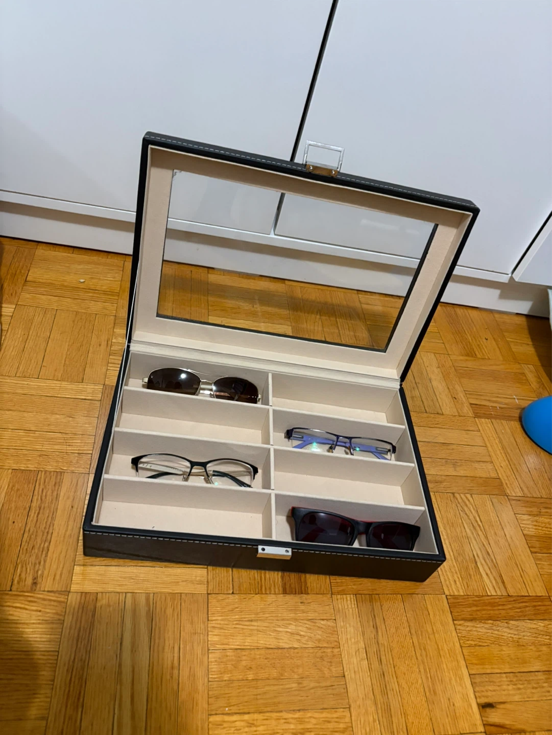 8-Slot Glasses Organizer Box (Glass Top) - photo 4