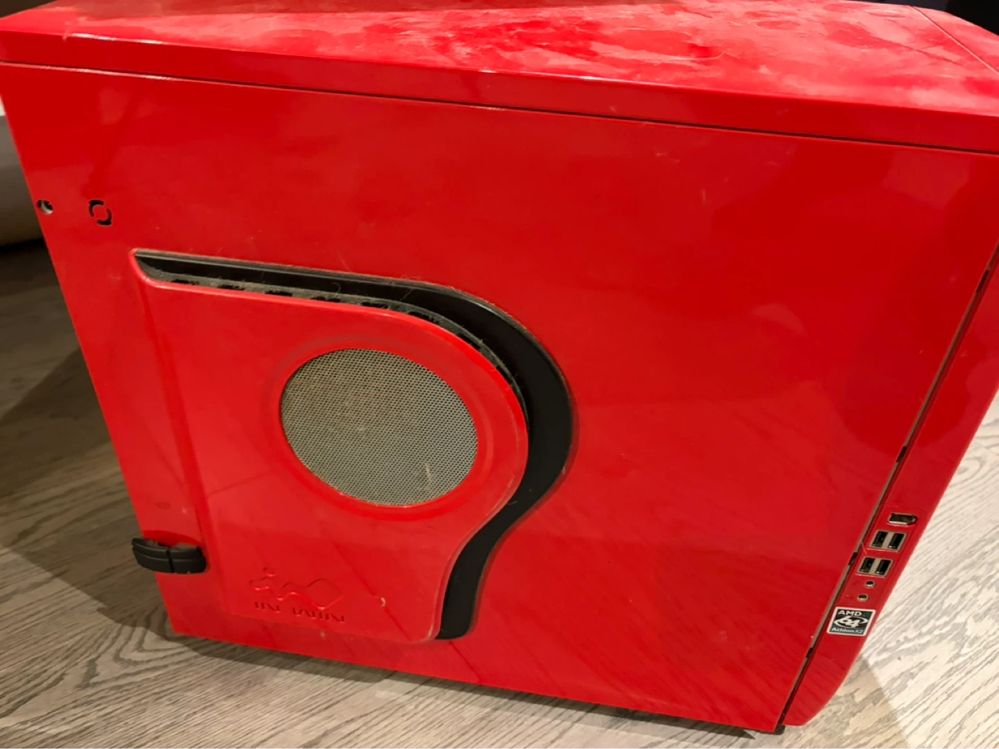 Red Desktop Computer Tower - photo 3