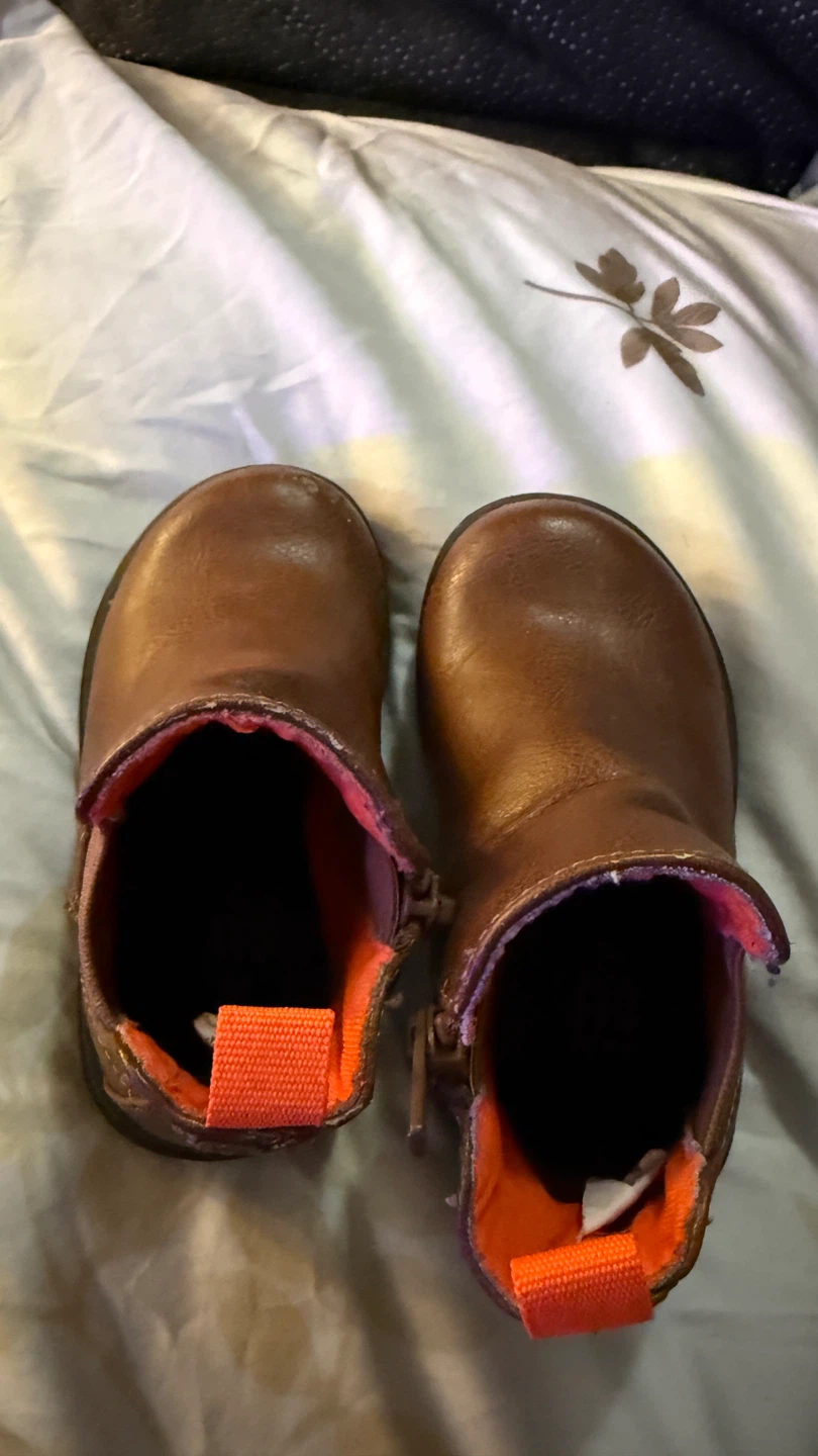 Brown Toddler Boots Size 5