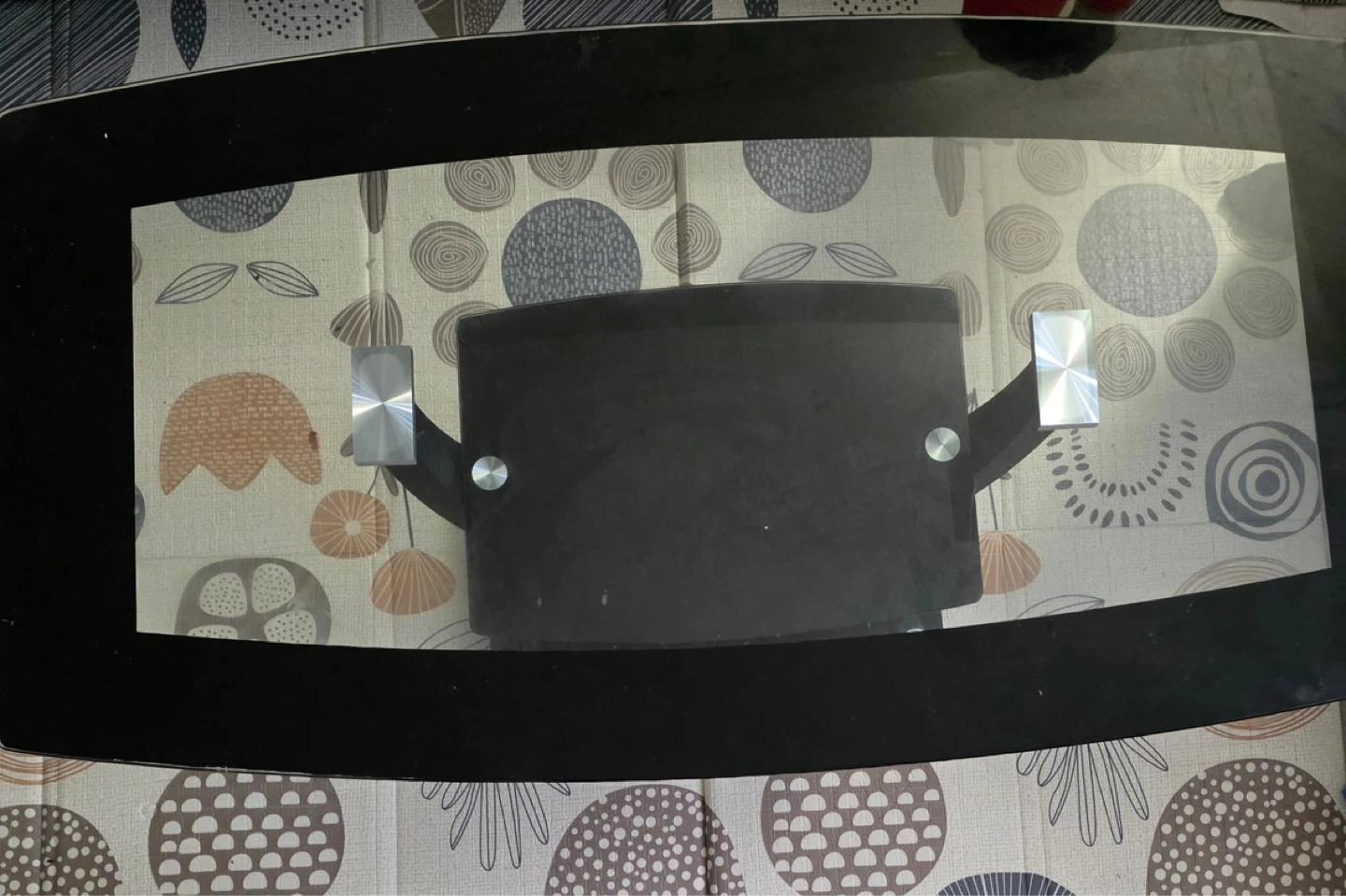 Modern Glass Coffee Table - Sturdy & Stylish - Good Condition - photo 3