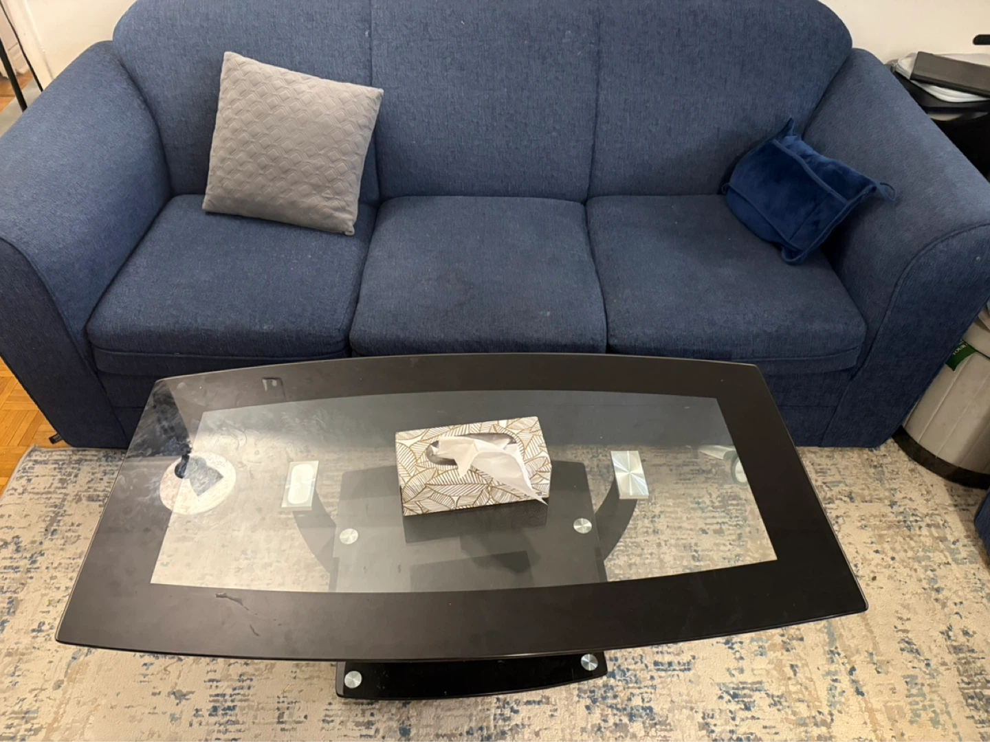 Modern Glass Coffee Table - Sturdy & Stylish - Good Condition