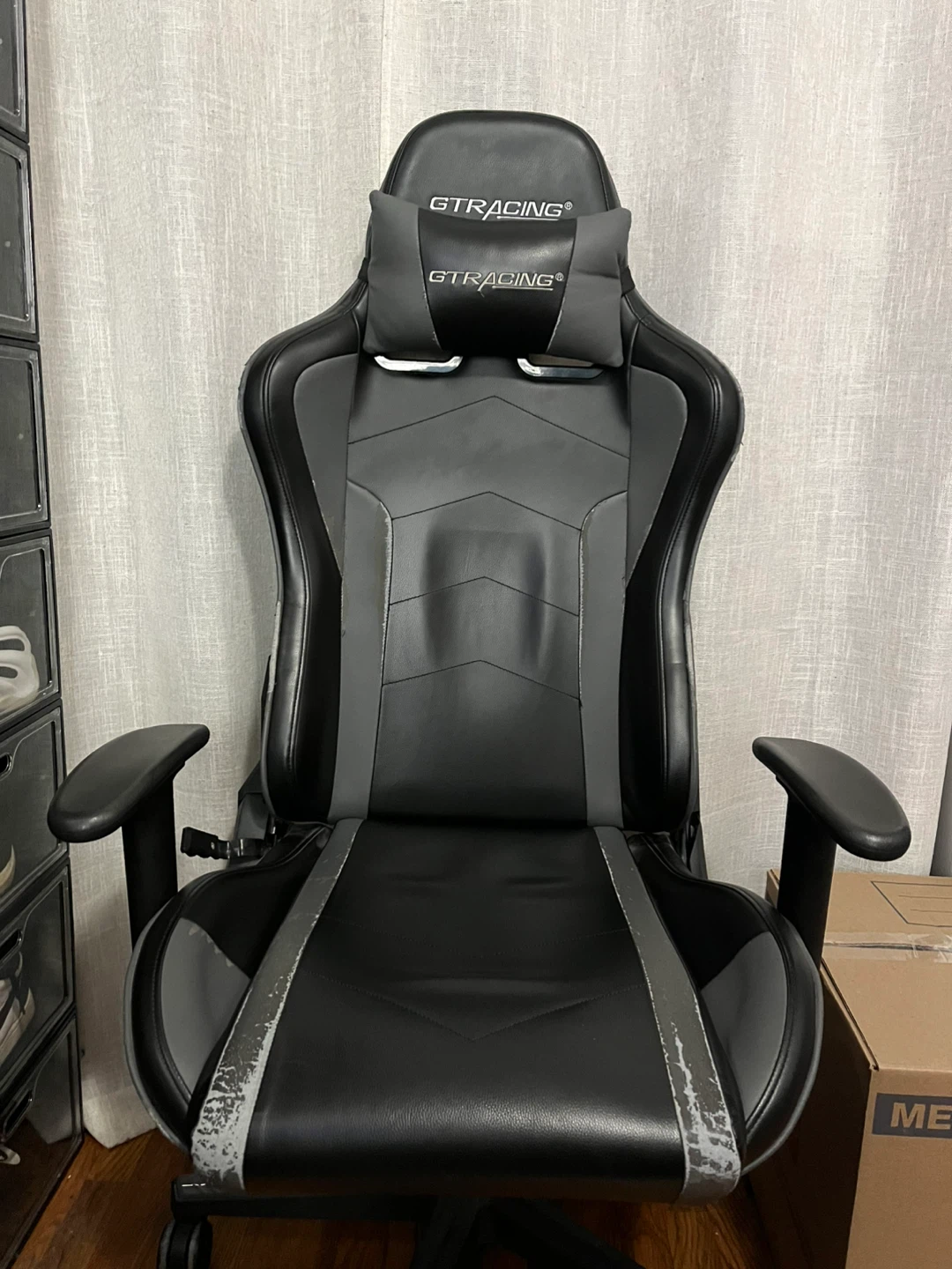 GTRACING Gaming Chair / Black (Good Condition) - photo 5