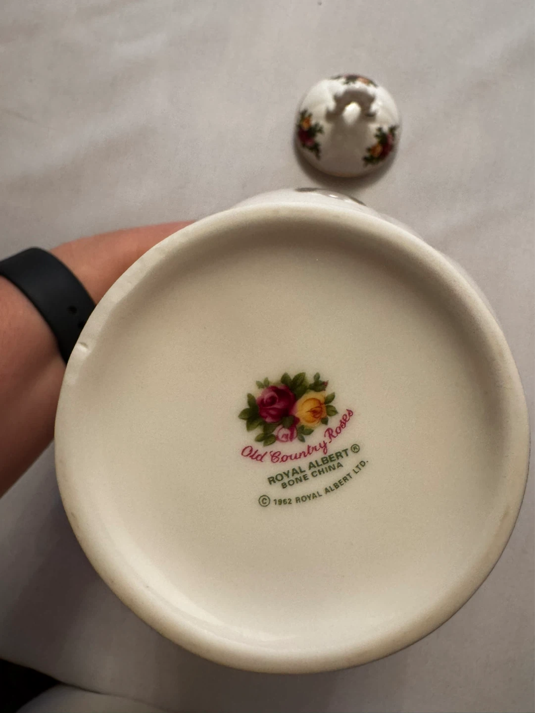1962 Royal Albert Old Country Roses Bone China - photo 2