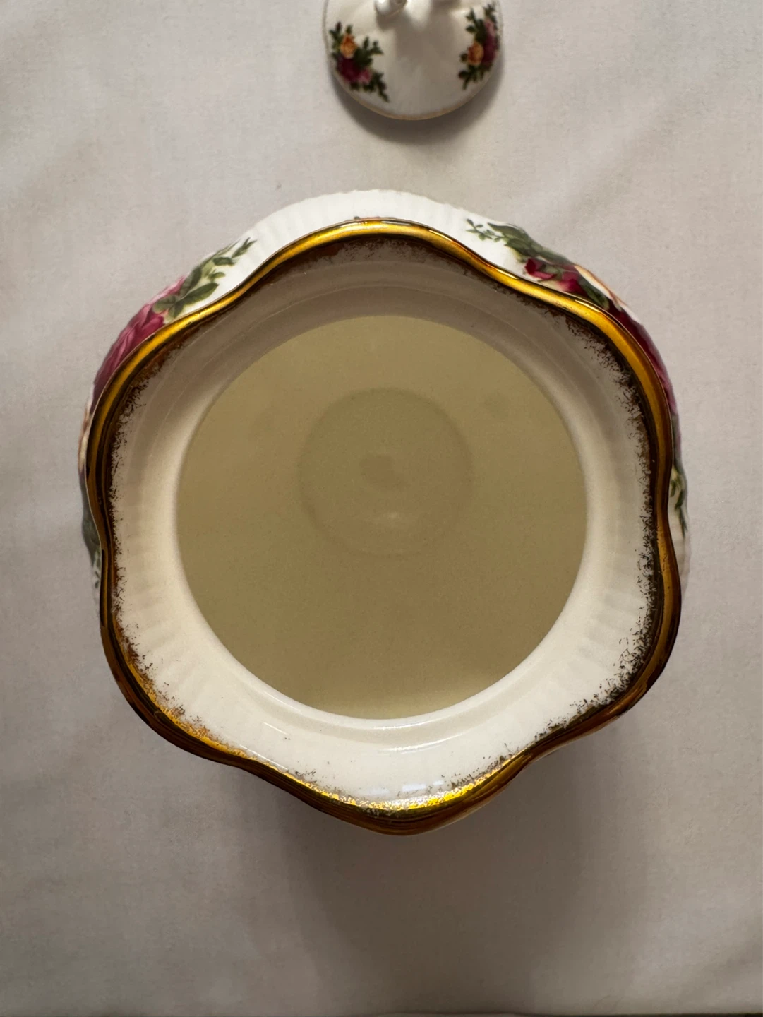 1962 Royal Albert Old Country Roses Bone China - photo 3