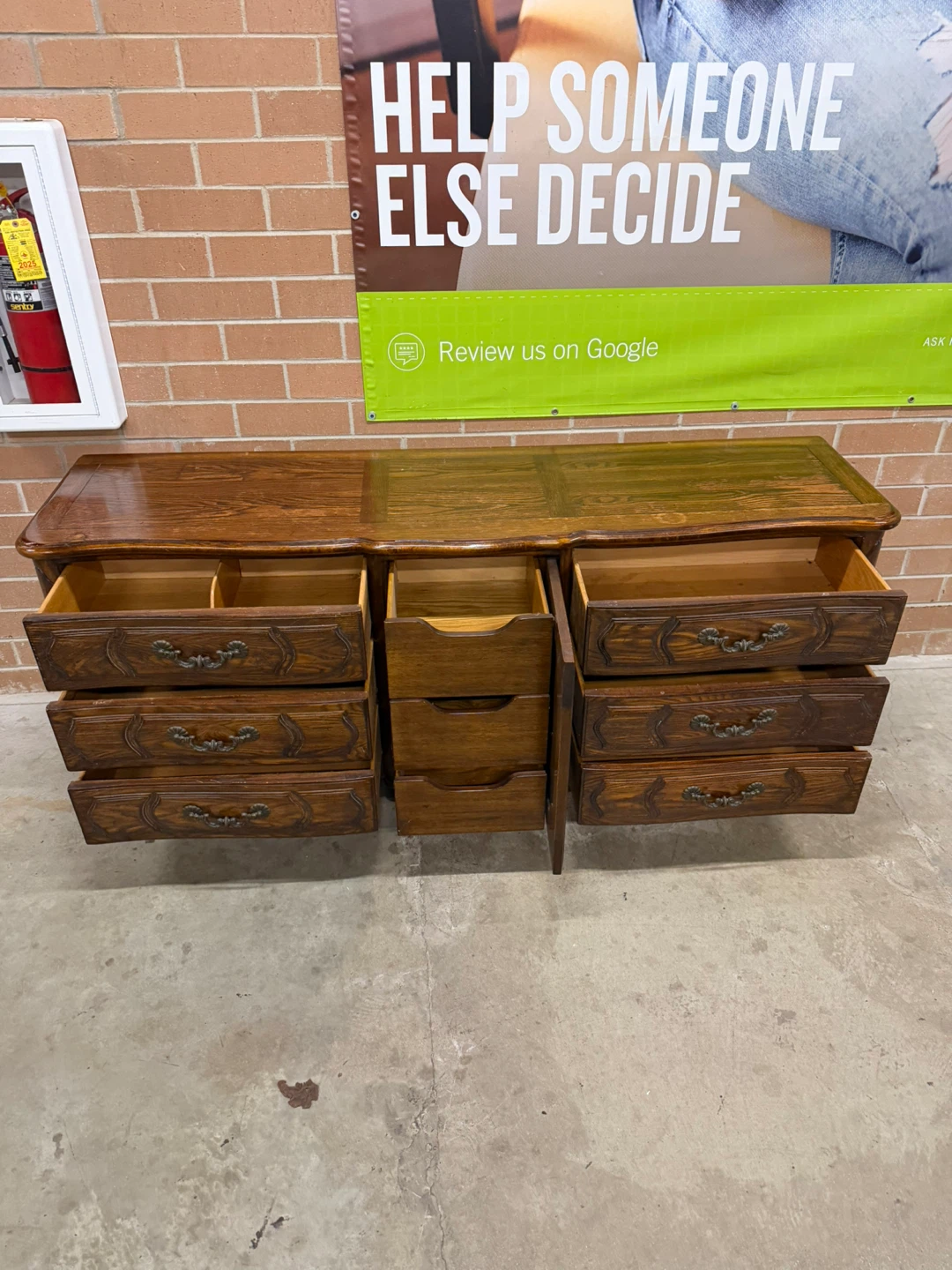 Thomasville 9 drawers Dresser - photo 2