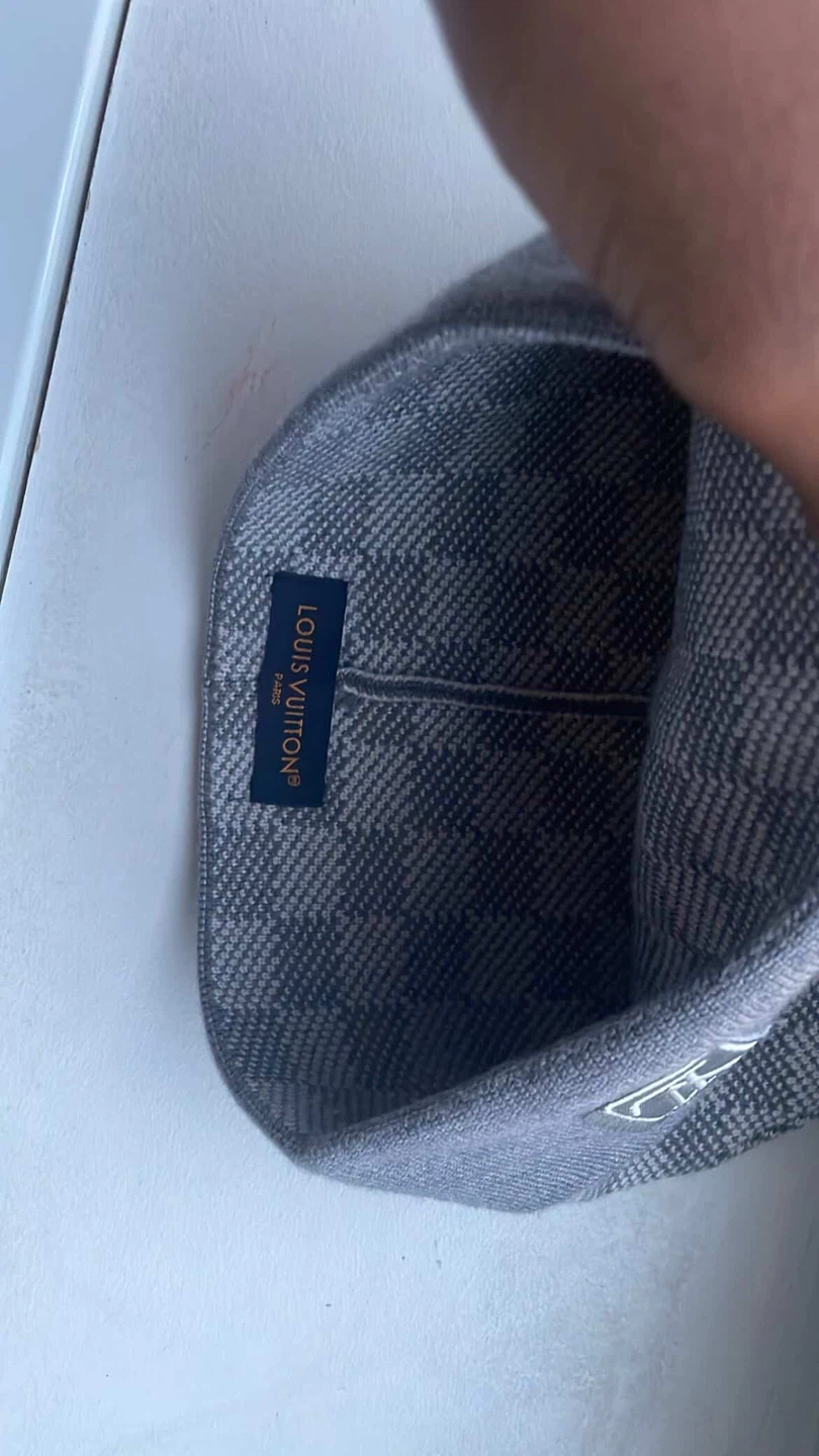 Louis Vuitton Monogram Beanie - Gray - photo 2