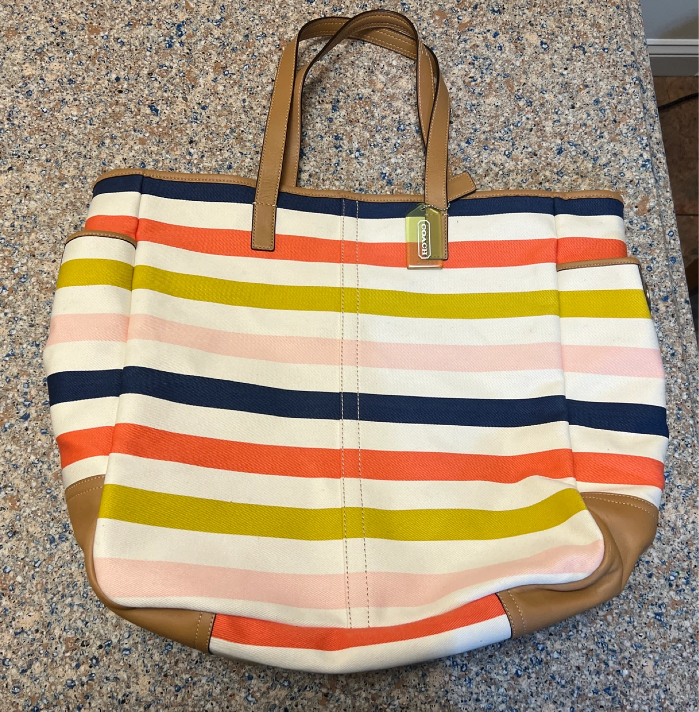 New without tag Coach Striped oversized Tote Bag