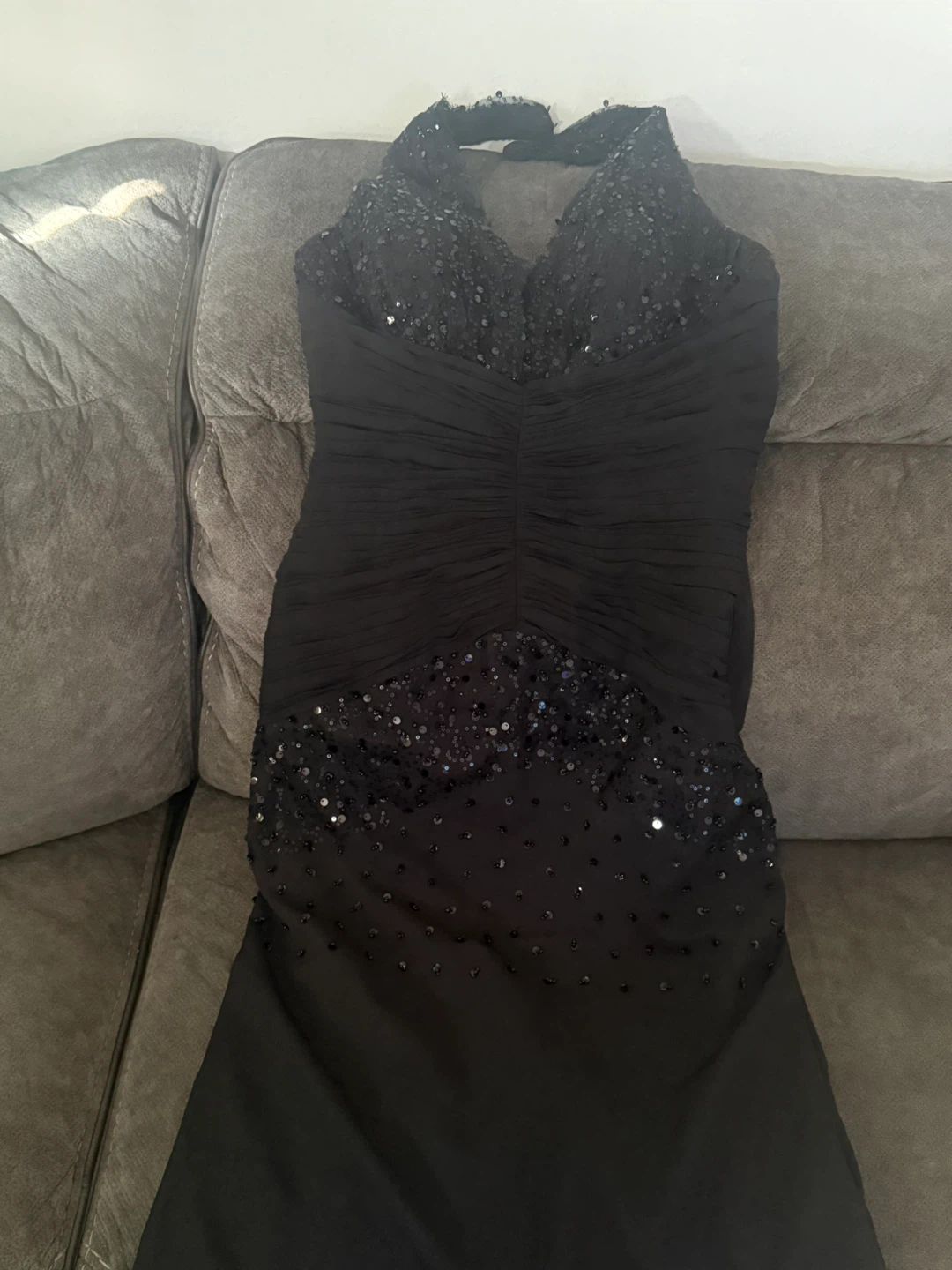Black sequin halter formal gown - photo 2