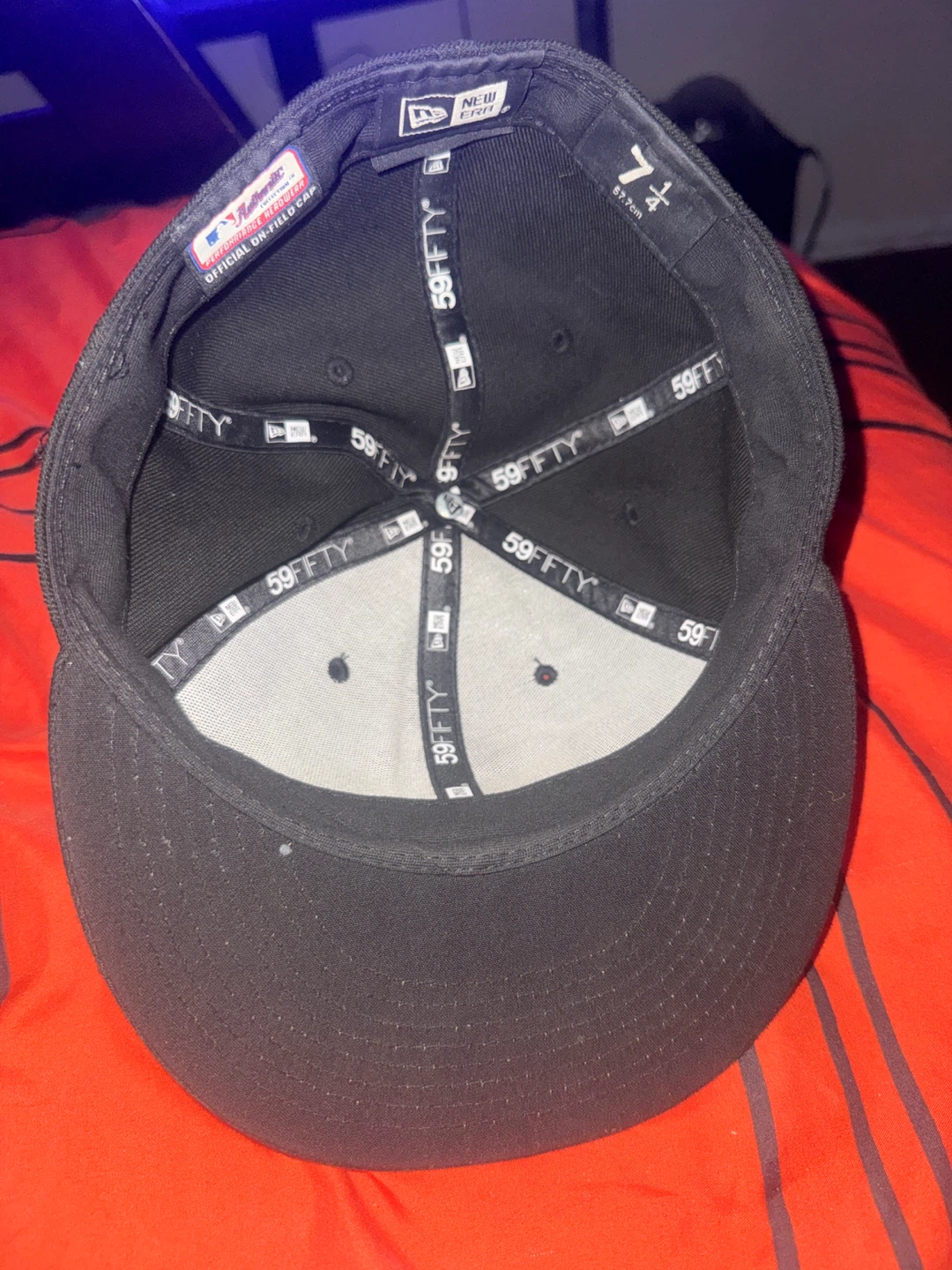 New Era White Sox 59FIFTY Fitted Hat Size 7 1/4 - photo 4