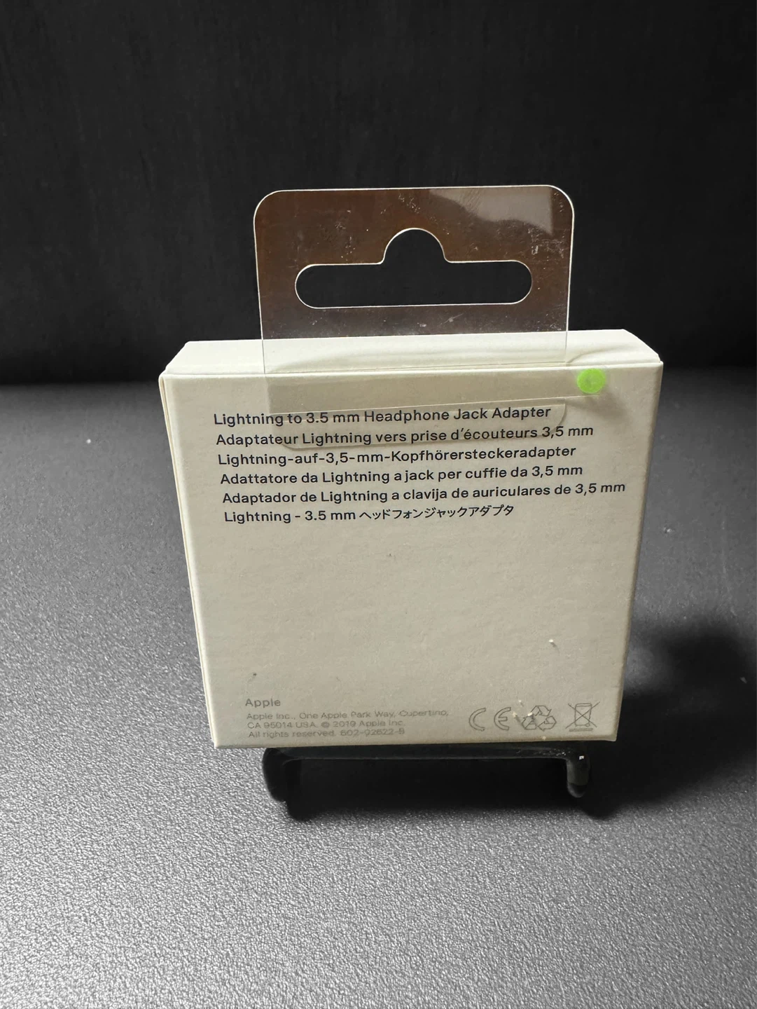 Apple Lightning to 3.5 mm Headphone Jack Adapter - photo 2