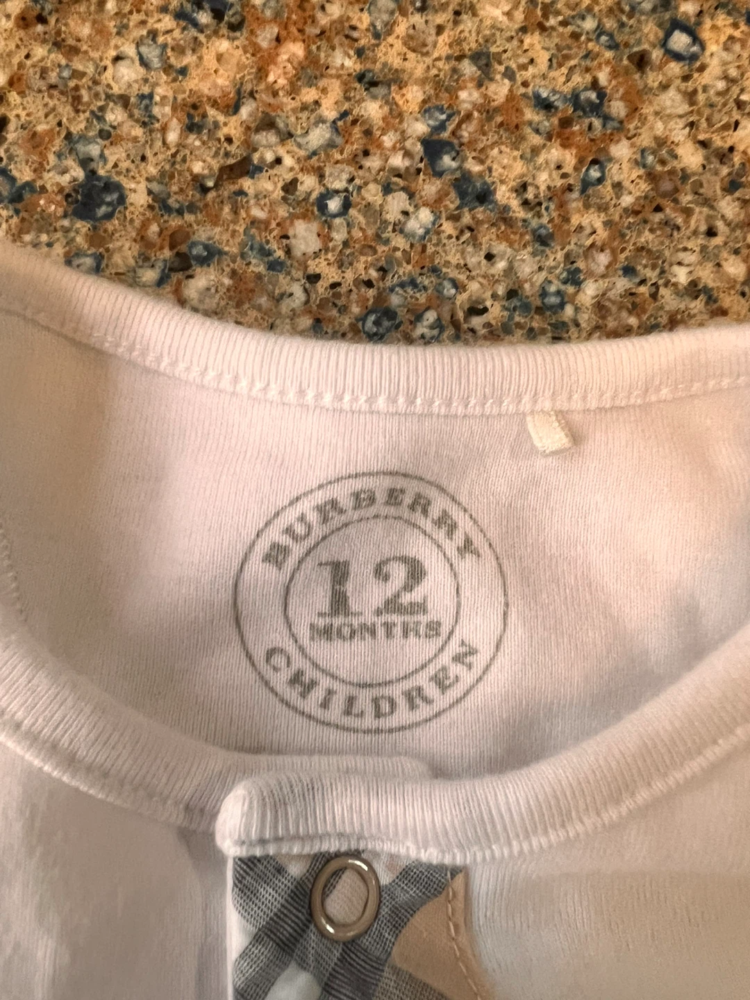 Original & authentic Burberry Baby White Romper 12 Months - photo 2