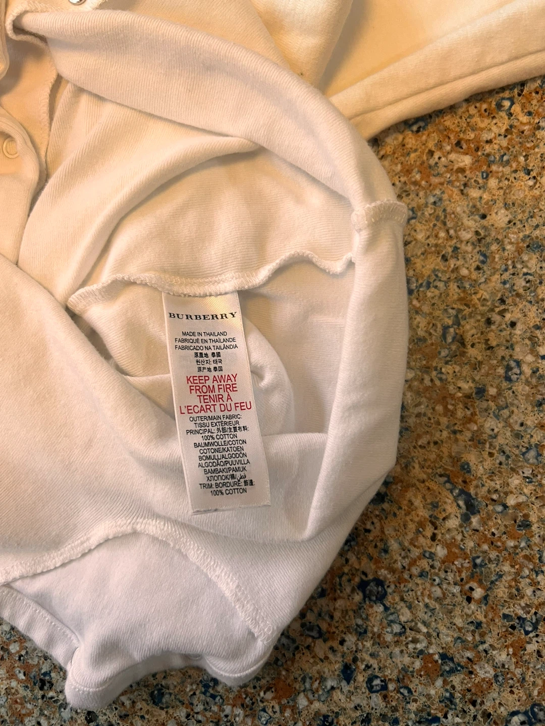 Original & authentic Burberry Baby White Romper 12 Months - photo 4