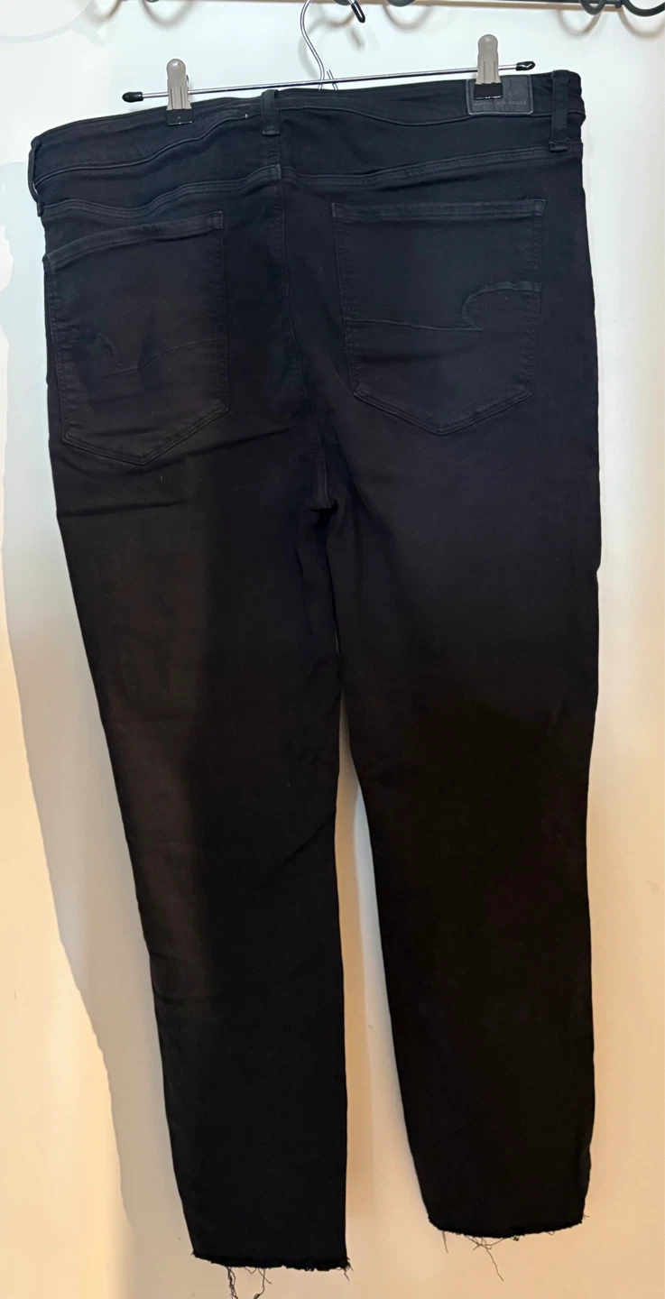 American Eagle Black Ripped Jeans - Size 18 long - photo 2