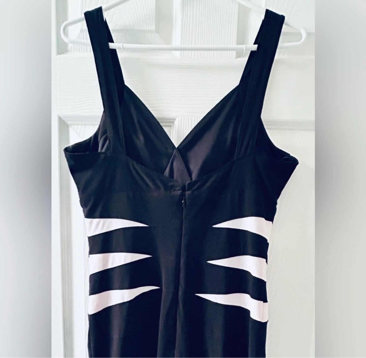 Frank Lyman Design Black & White Cutout Mini Dress - photo 3