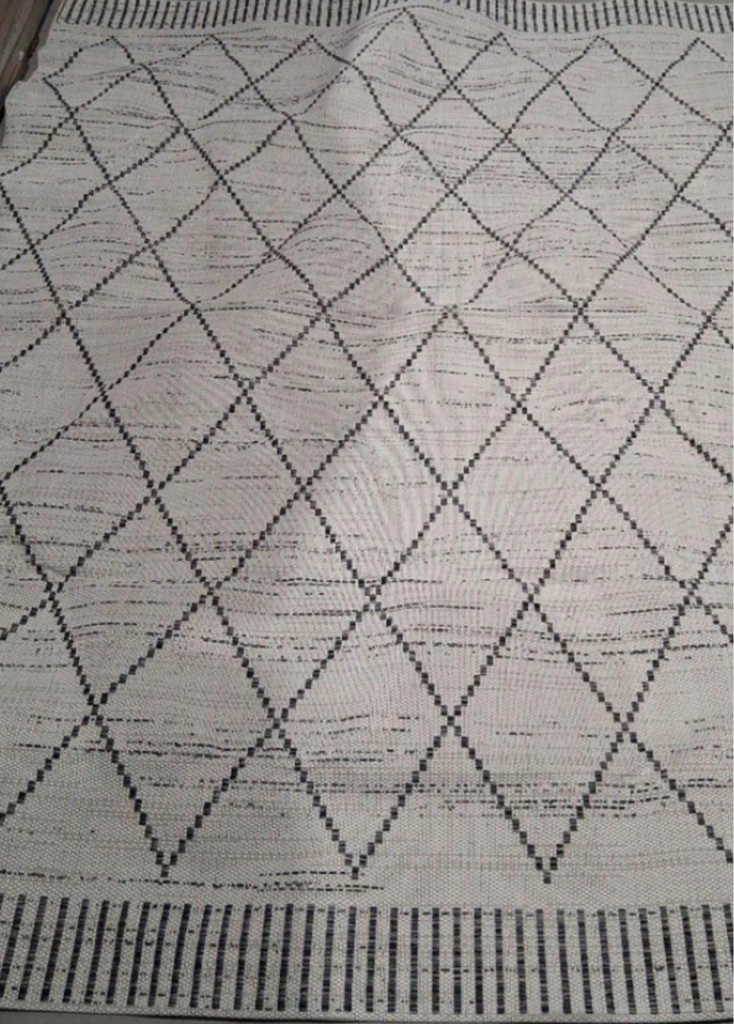 Outdoor Area Rug - Diamond Pattern - photo 3
