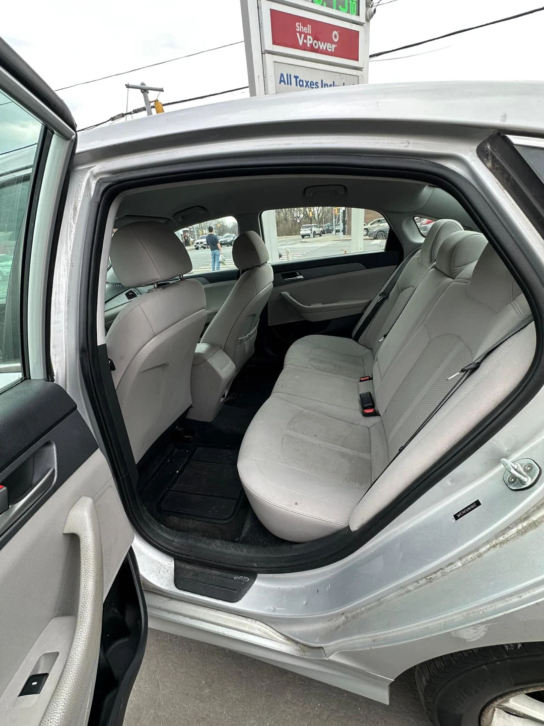 2018 Silver Hyundai Sonata Sedan - photo 5