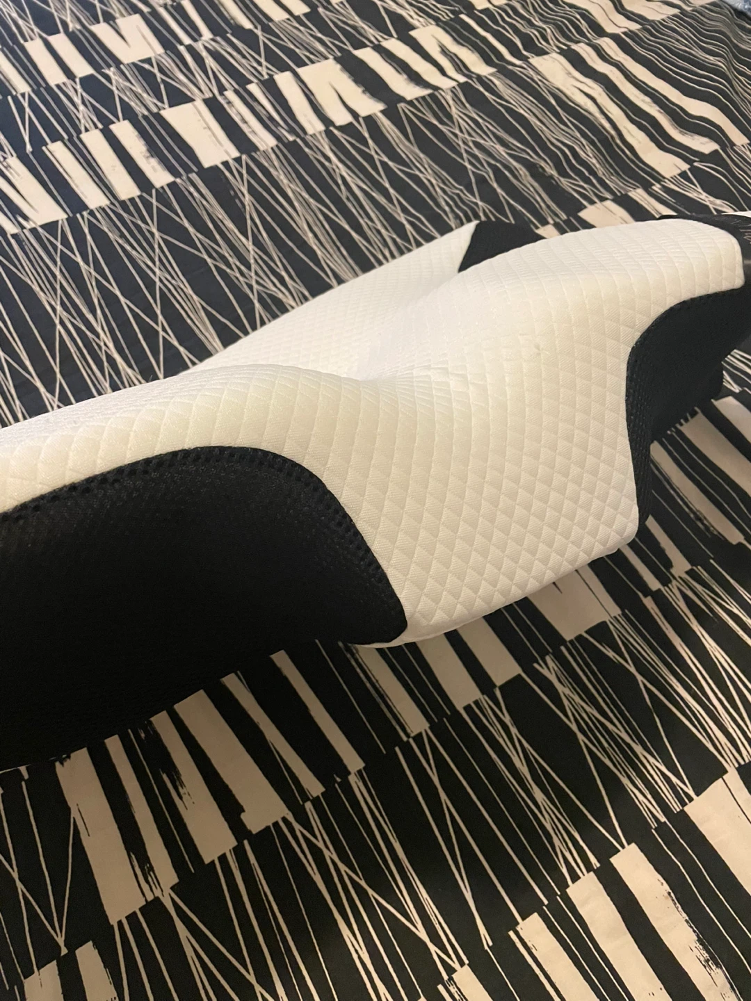 Luxury Dream Ergonomic queen size Pillow x2 - photo 4