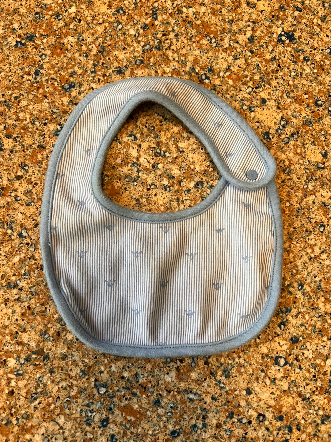 Authentic and original Armani Baby Bibs set - photo 3