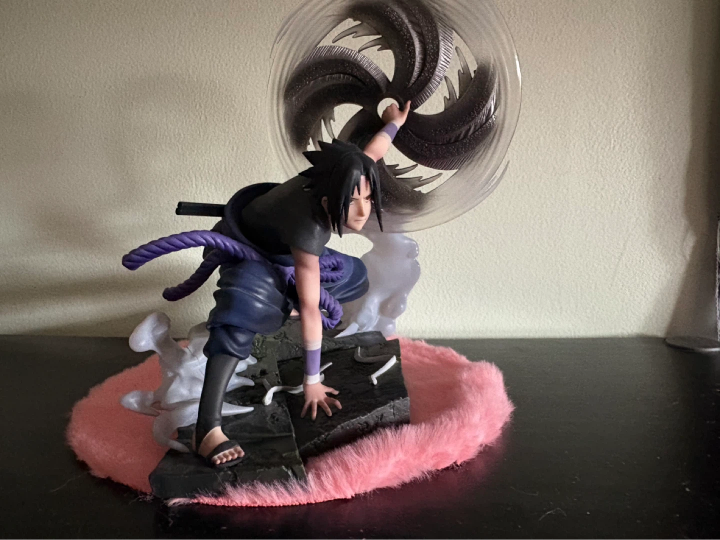 Sasuke Uchiha figure - photo 2