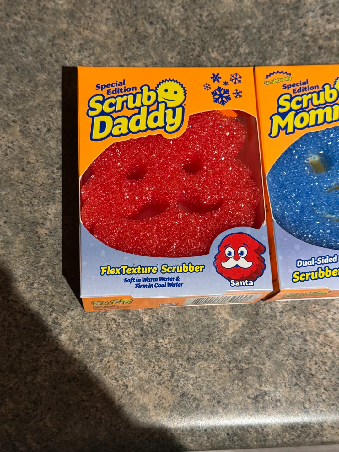 Scrub Daddy "Santa" Special Edition FlexTexture Scrubber - photo 2