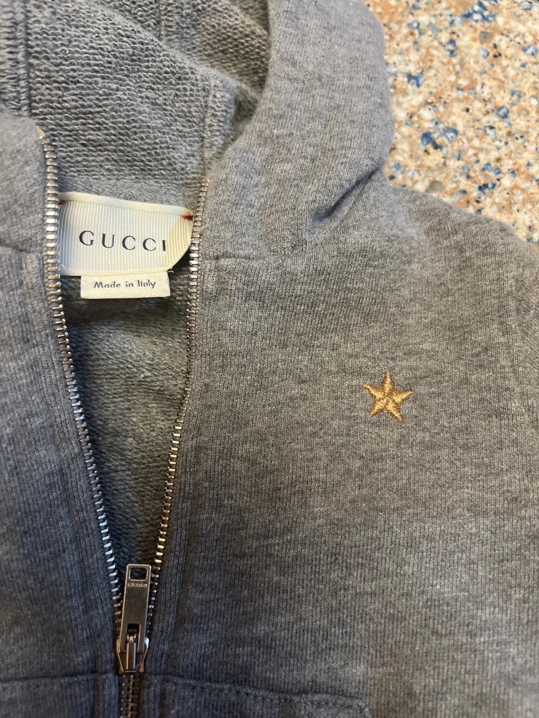 Gucci Kids Grey Zip-Up Hoodie with Star Detail - photo 5