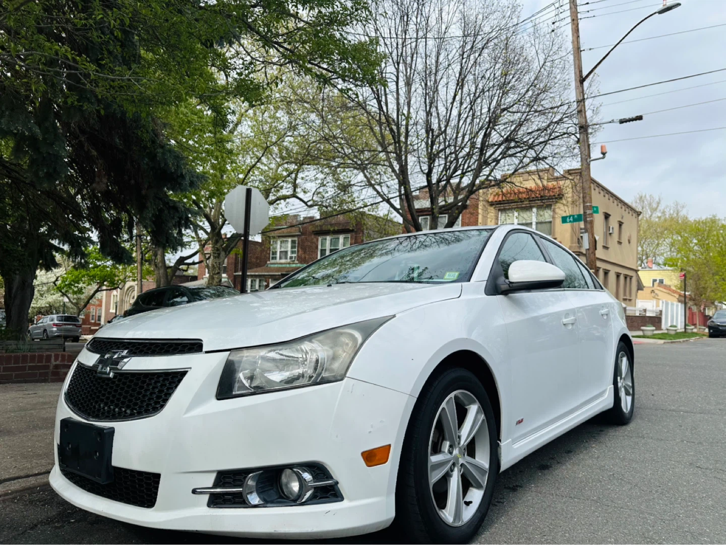 2014White Chevrolet Cruze LT Sedan