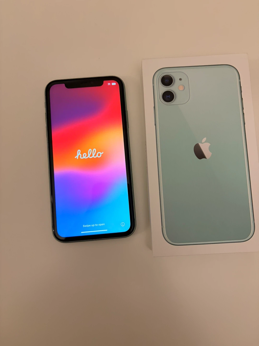 Apple iPhone 11 - 64GB - Green (Unlocked)