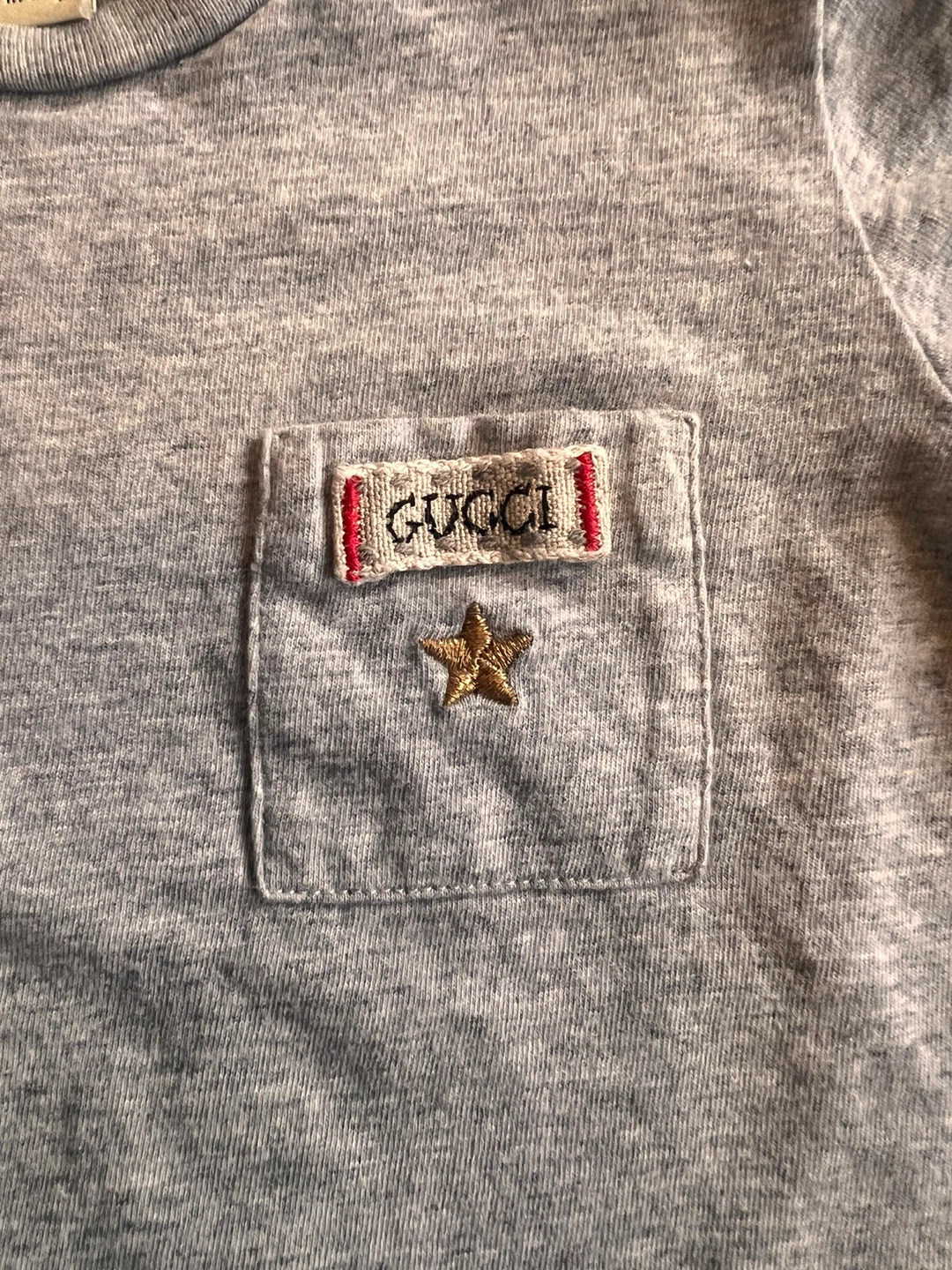 Original and authentic Gucci Baby Grey Cotton T-Shirt - photo 2