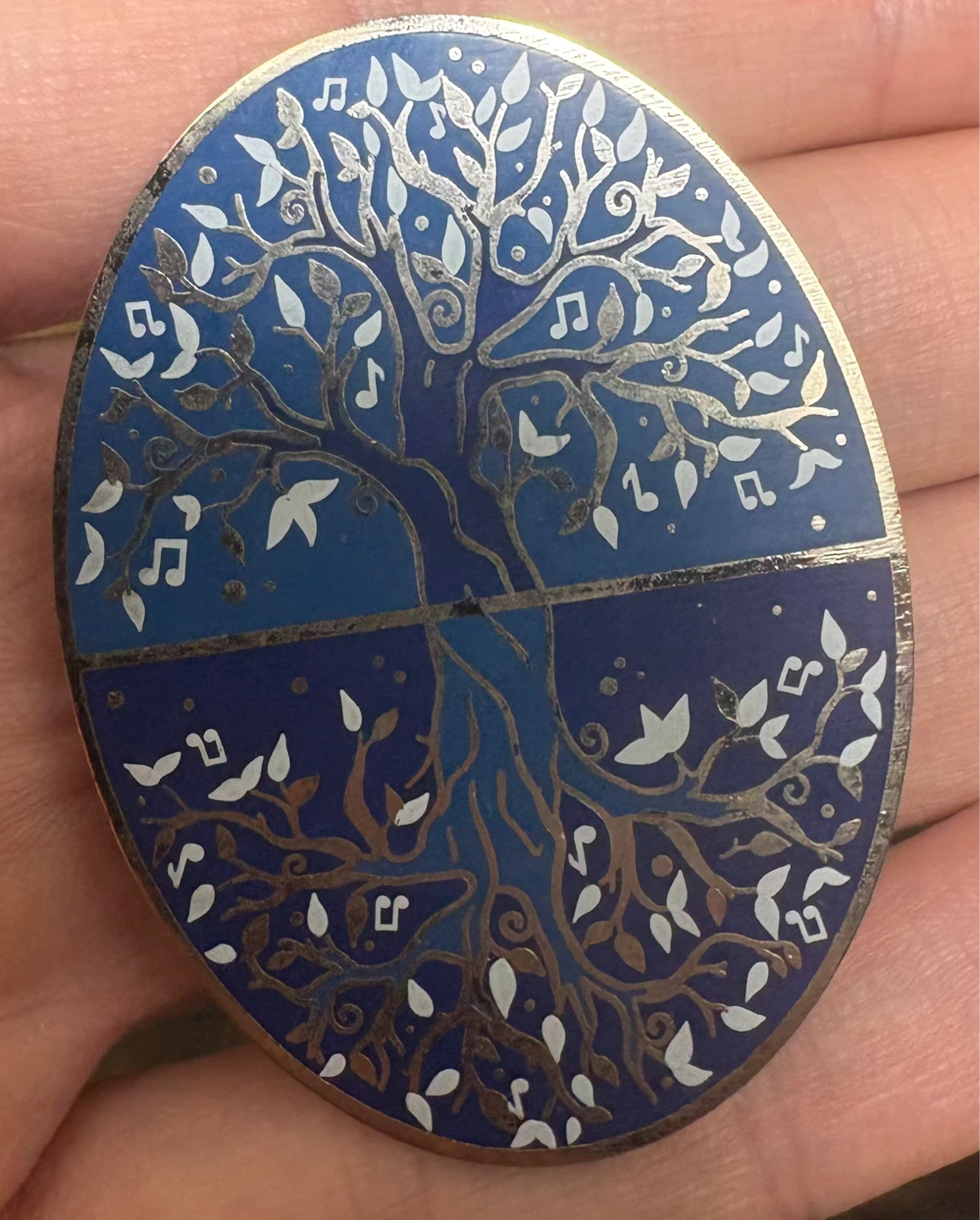 OwlCrate #61 Enamel Pin (missing one pin back)